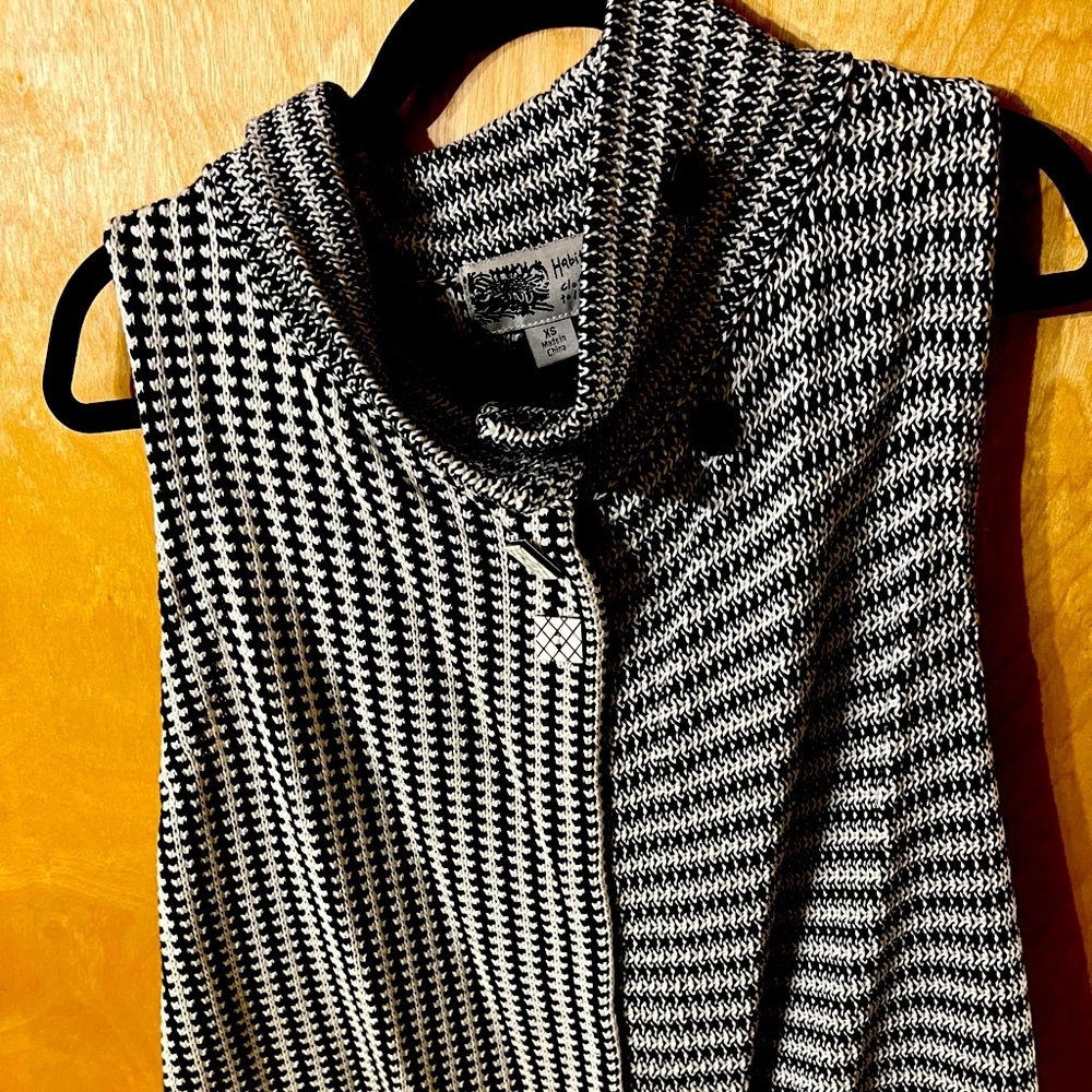 Habitat sweater vest